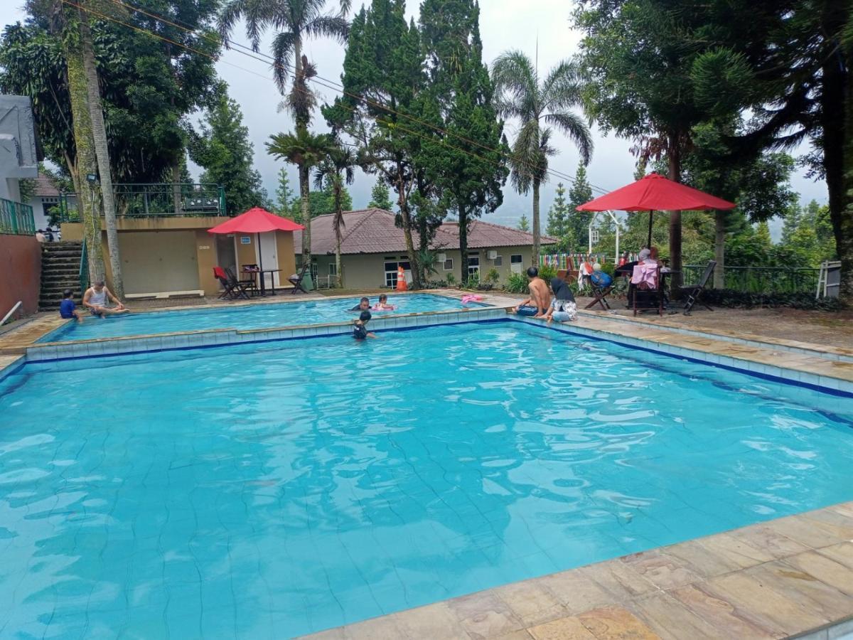 Alfa Resort Hotel And Conference Puncak Eksteriør billede