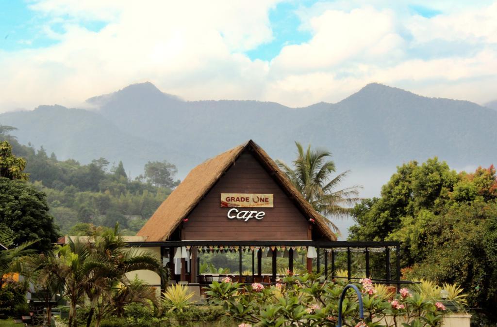 Alfa Resort Hotel And Conference Puncak Eksteriør billede